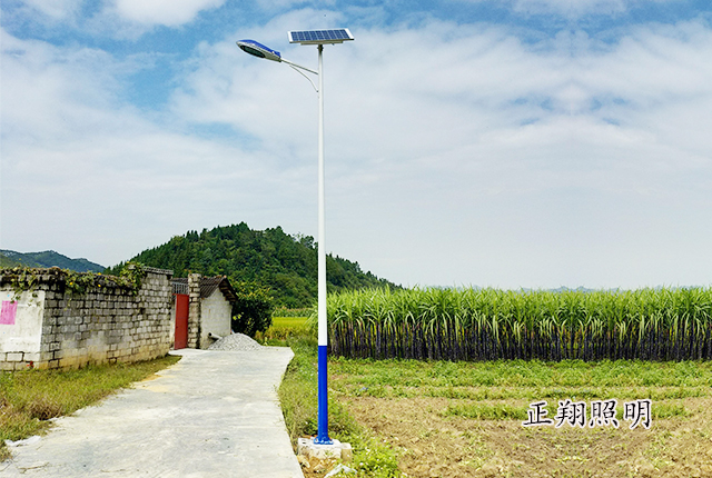 新农村LED太阳能路灯