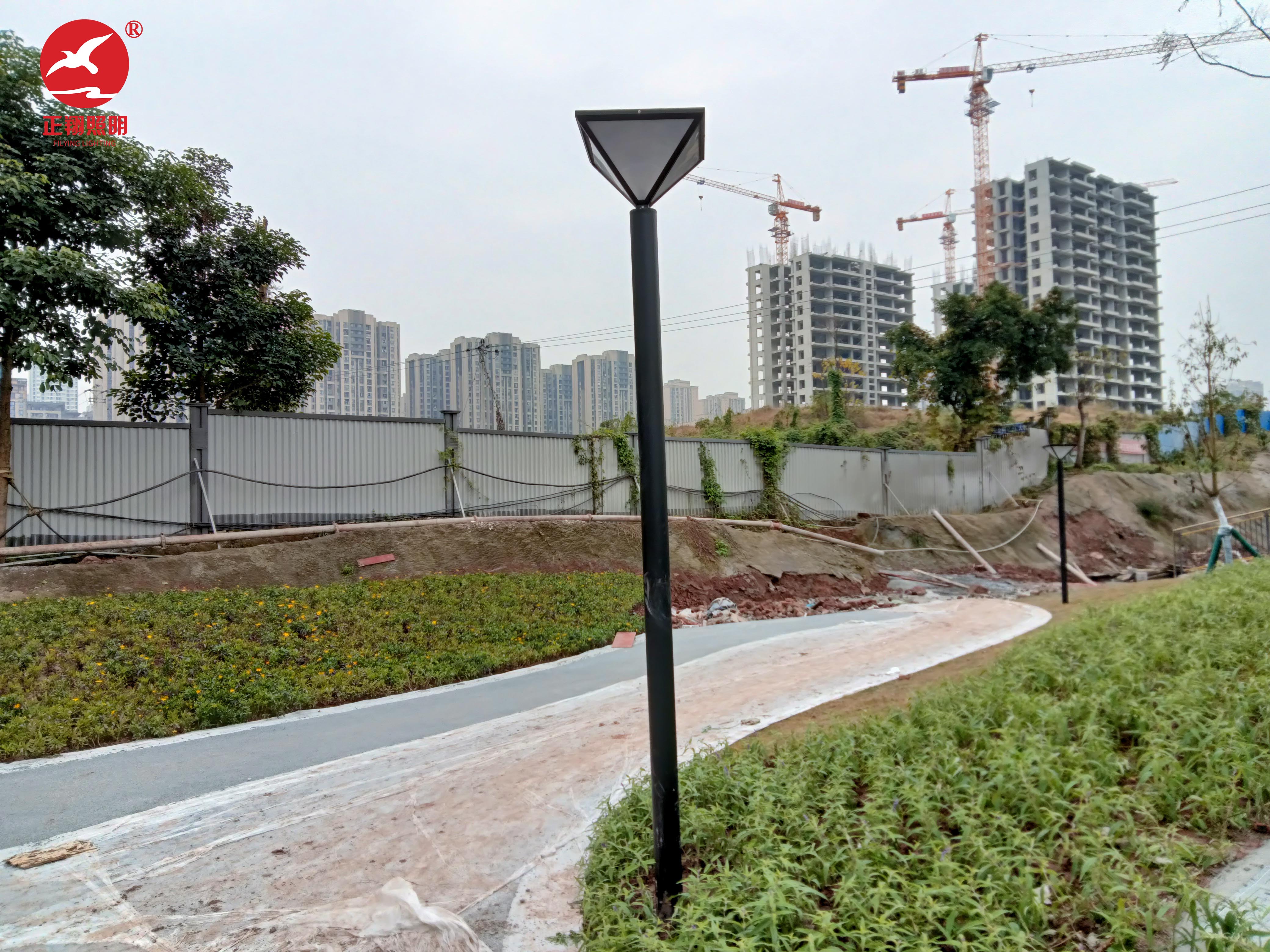 重庆现代简约草坪灯景观灯项目案例