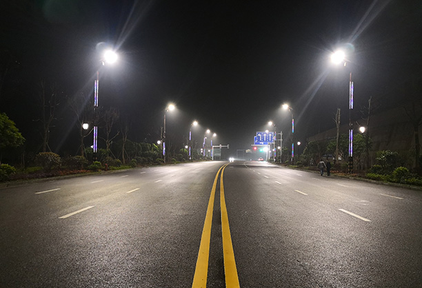 LED景观路灯助力南岳衡山高铁连接线顺利通车