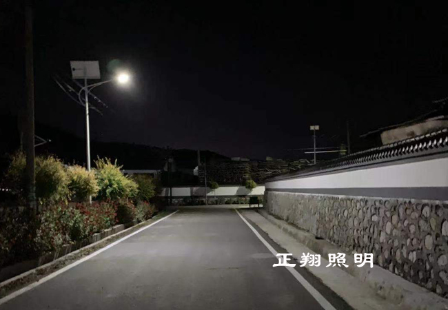 太阳能路灯在农村与城市的光源瓦数对比