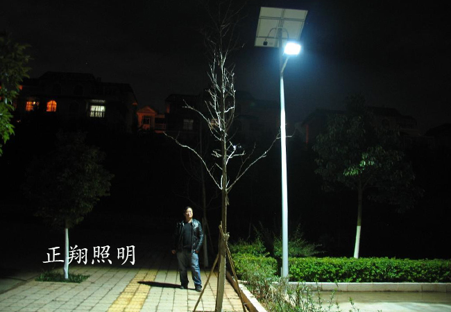 农村太阳能路灯让百姓的生活随之改变