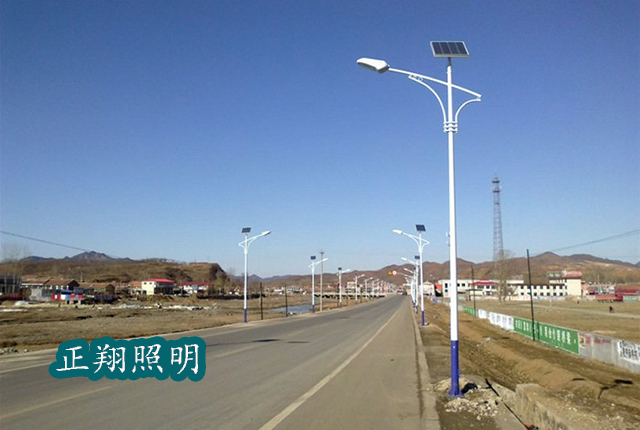 乡村道路太阳能路灯